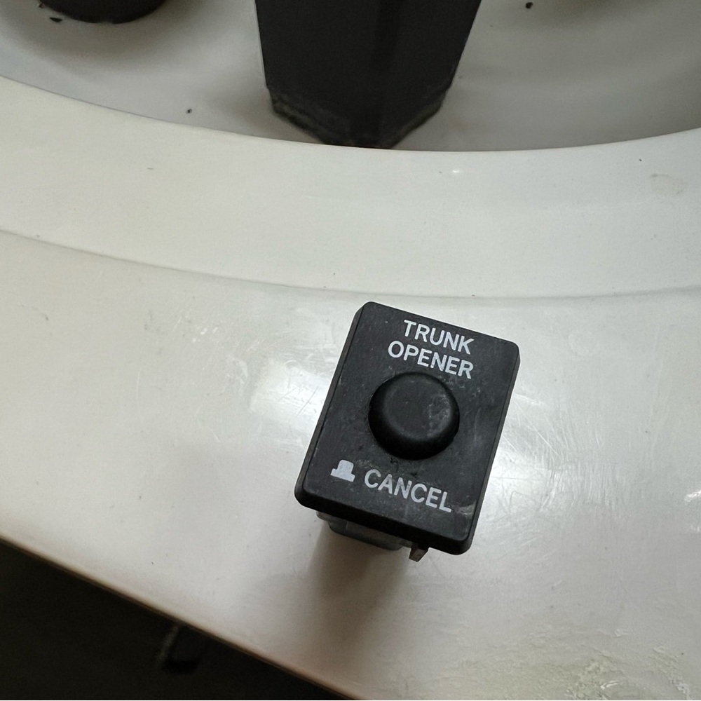 07-17 Lexus LS460 Glove Box Trunk Lid Opener Release Control Switch Button OEM